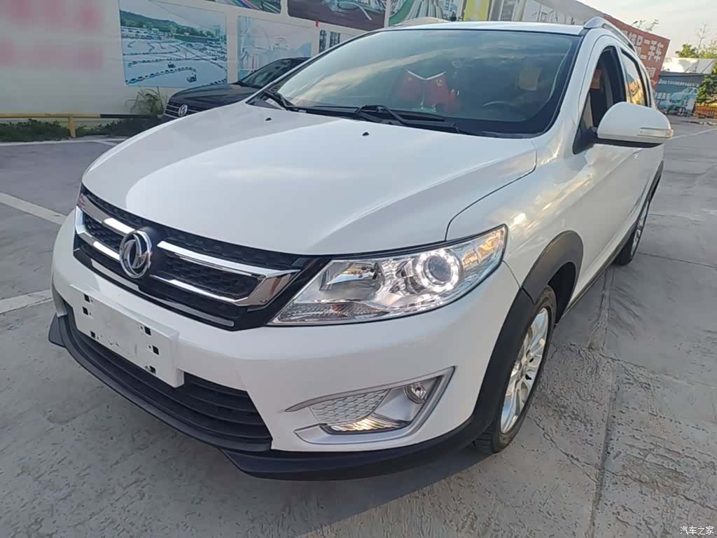 DongFeng AX3, 2016 1