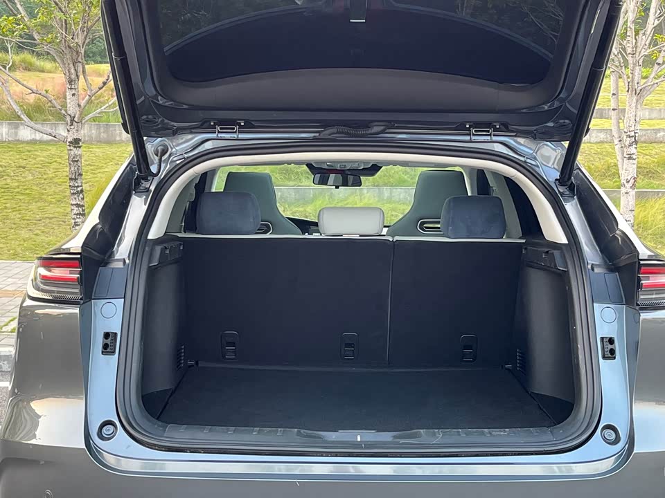 Changan UNI-K Smart iDD