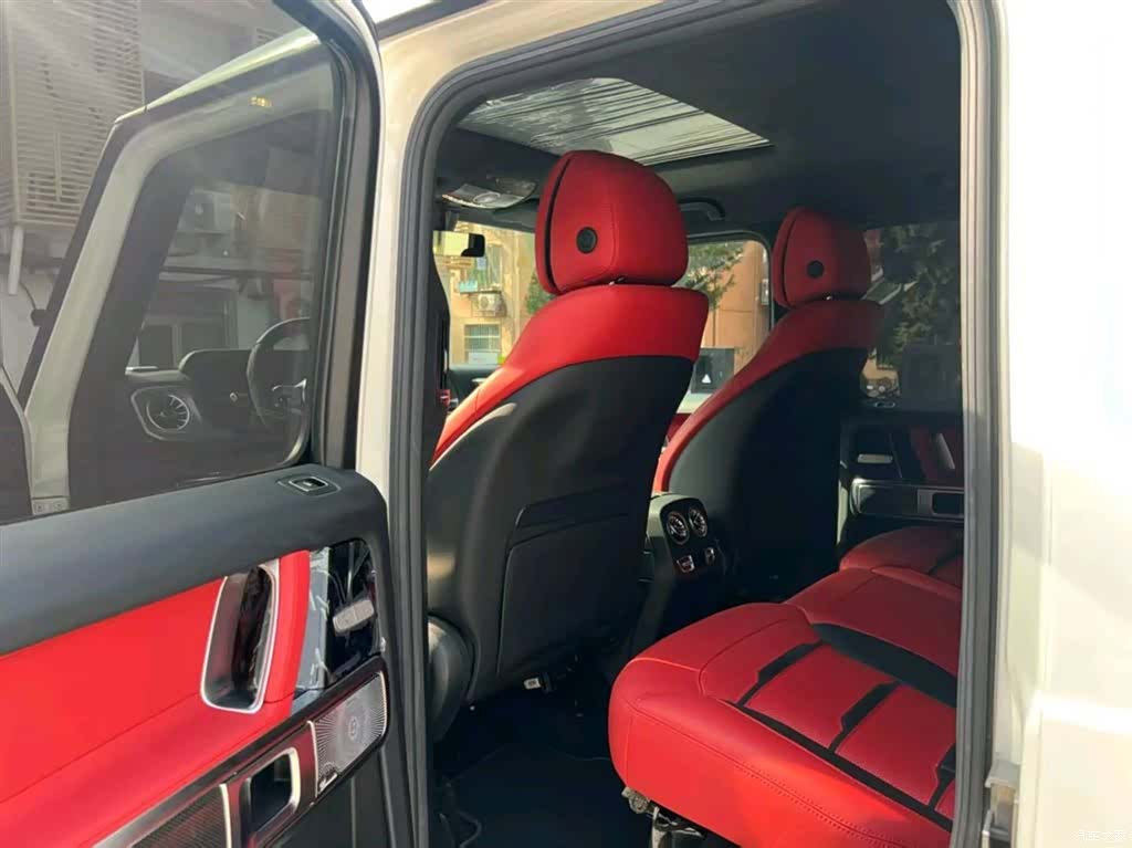 Mercedes-Benz G-Class, 2026 9