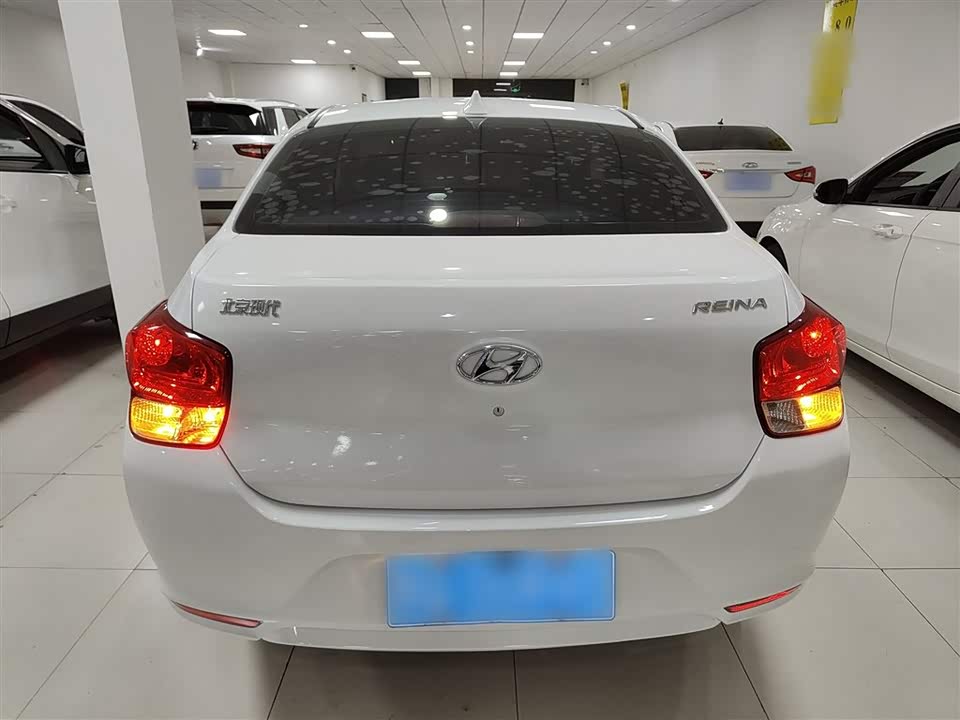 Hyundai Rena