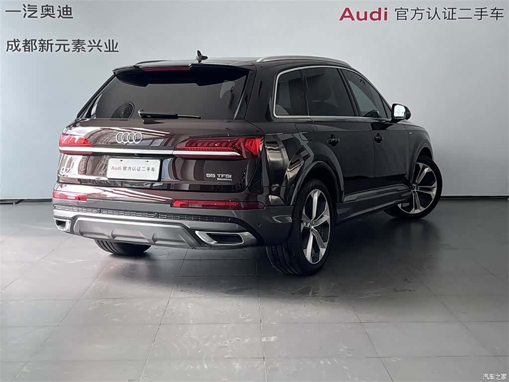 Audi Q7, 2023 4
