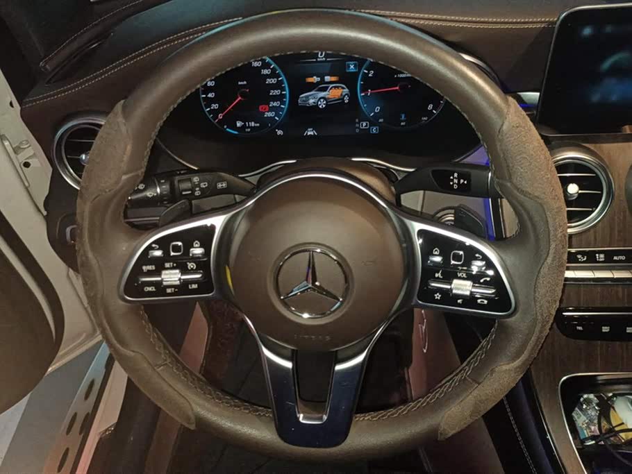 Mercedes-Benz GLC Mercedes-Benz GLC