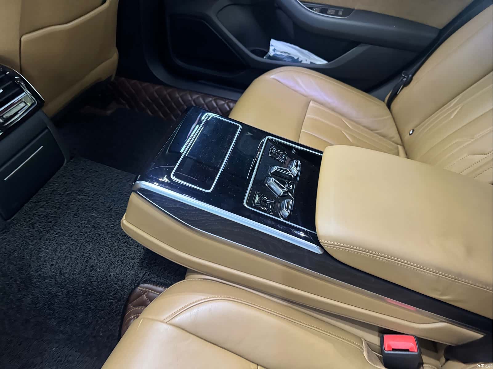 Audi A8L, 2020 9