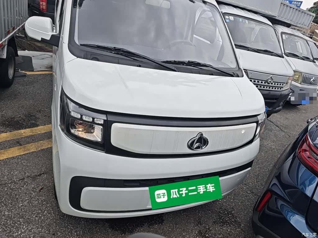 Changan EM80, 2025 1