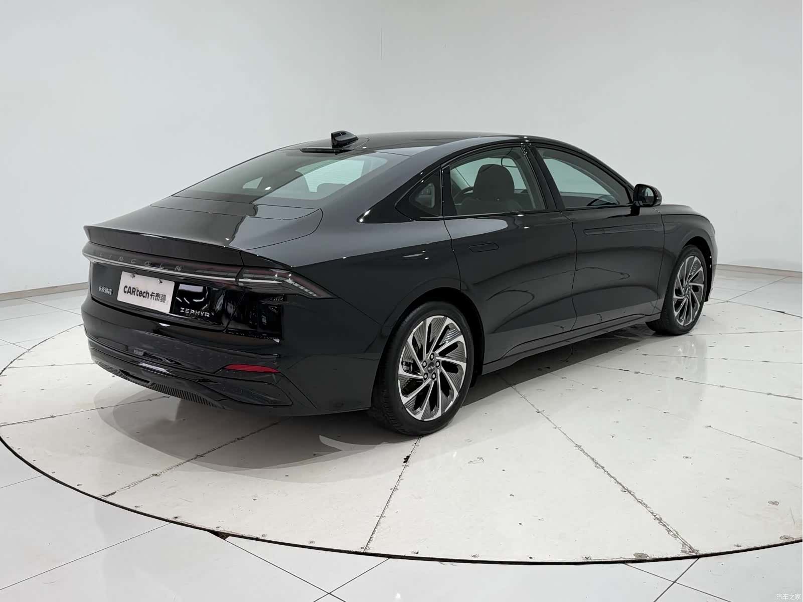 Lincoln Z, 2025 8