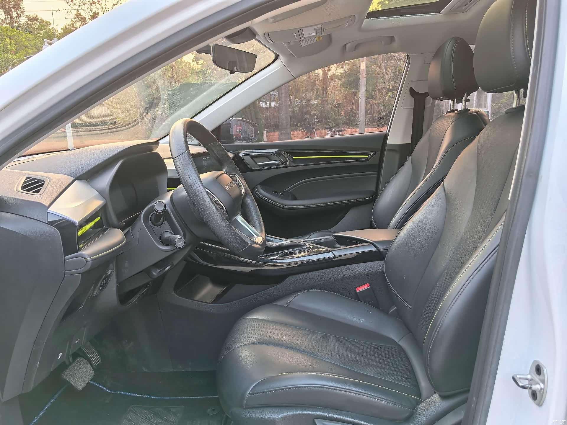 Roewe i5, 2021 8