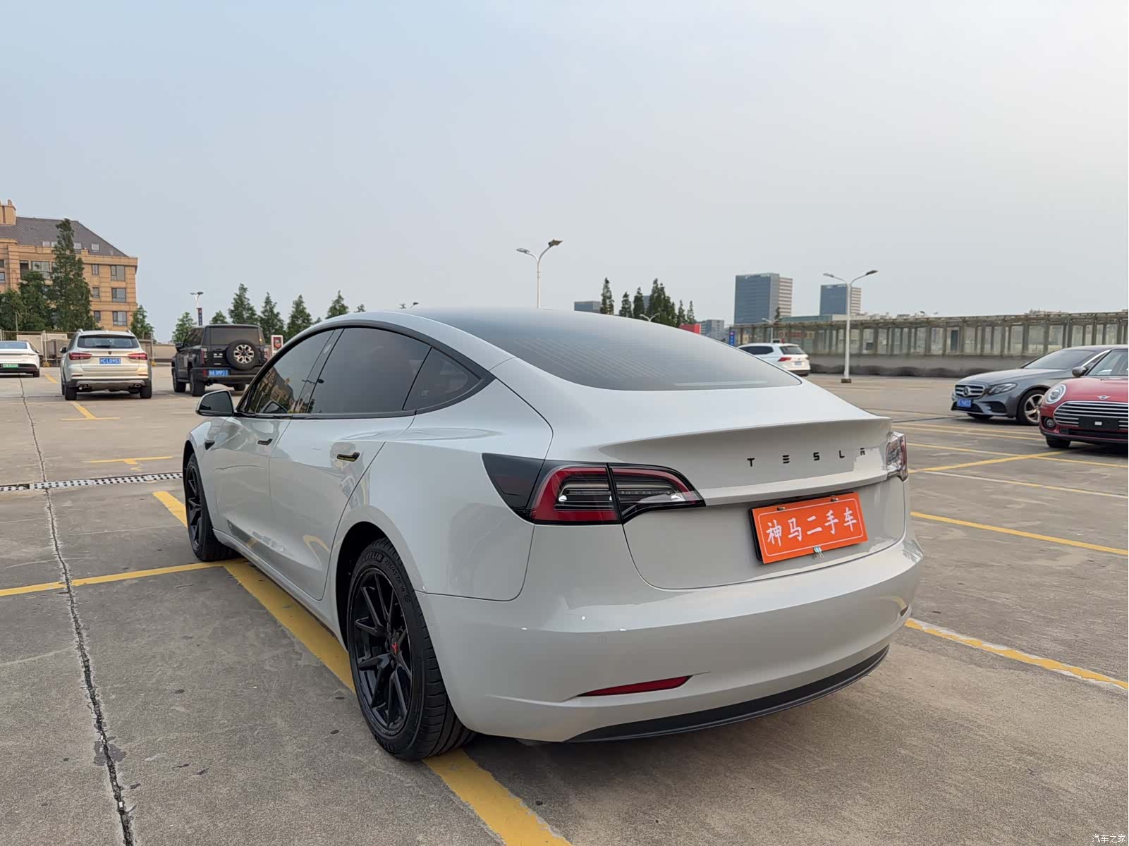 Tesla Model 3, 2019 4