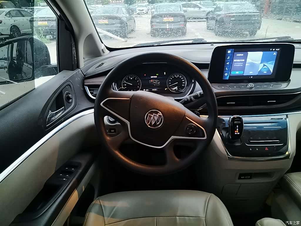 Buick GL8, 2022 11