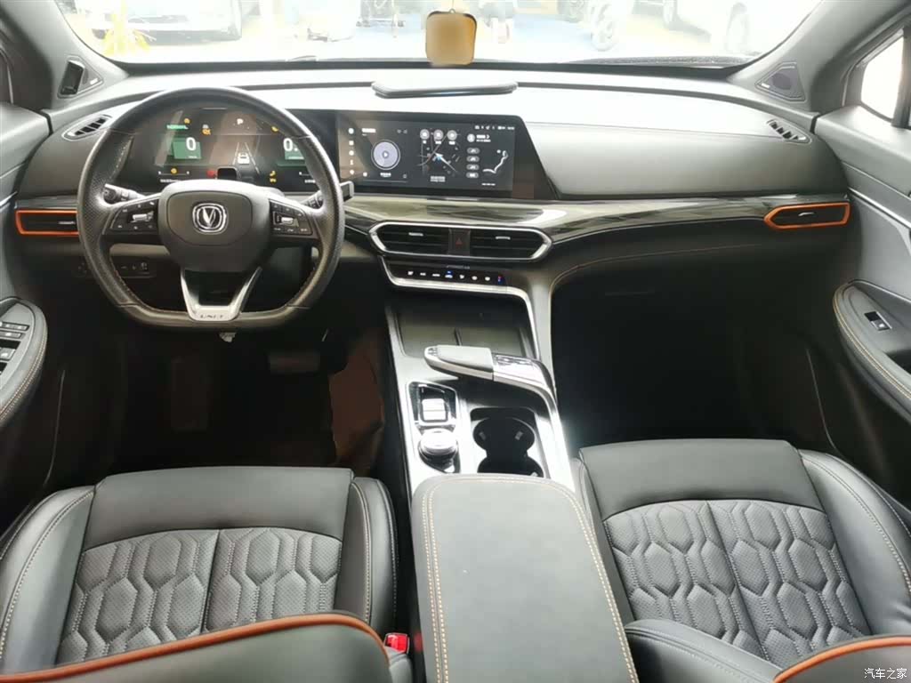 Changan UNI-T, 2022 10