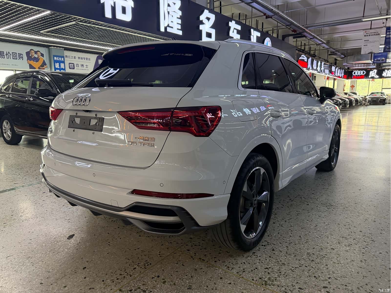Audi Q3, 2023 6