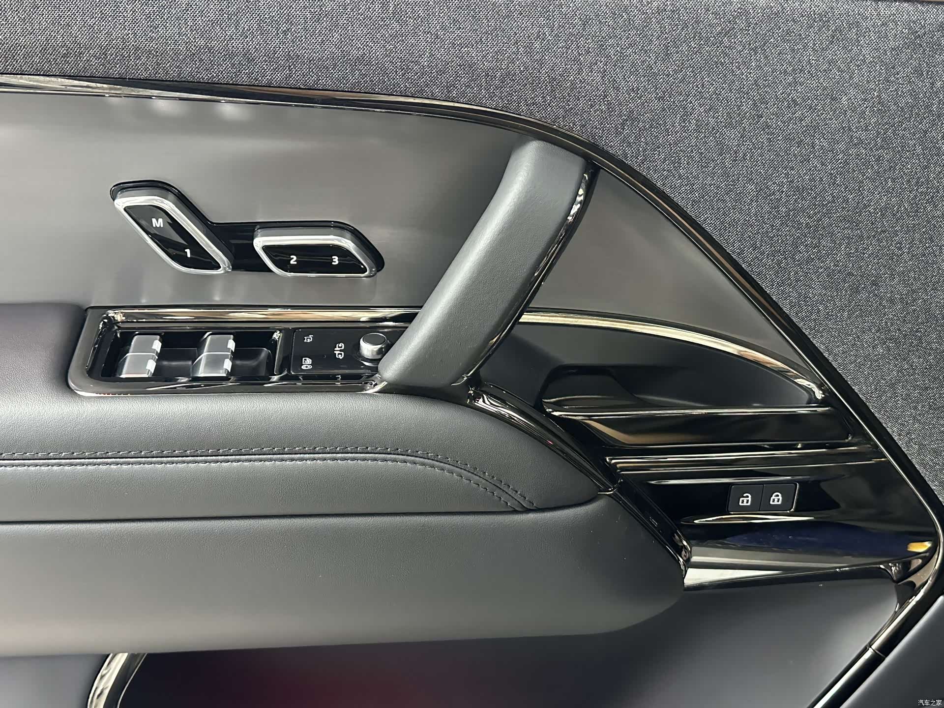 Land Rover Range Rover, 2024 23