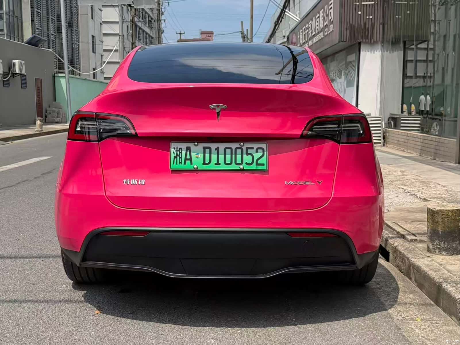 Tesla Model Y, 2024 4