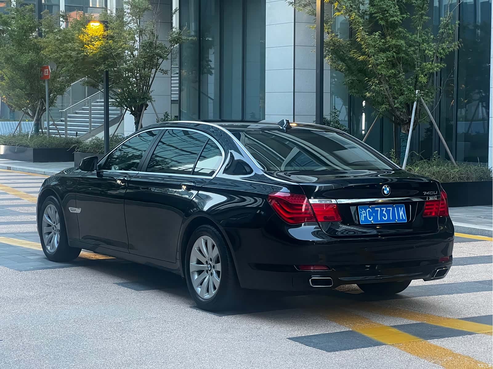 BMW 7 Series, 2012 25
