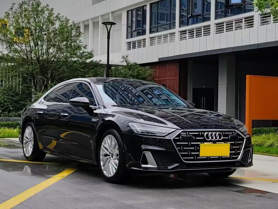 Audi A7L