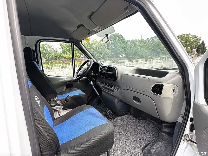 Ford JX493ZLQ, 2016 14