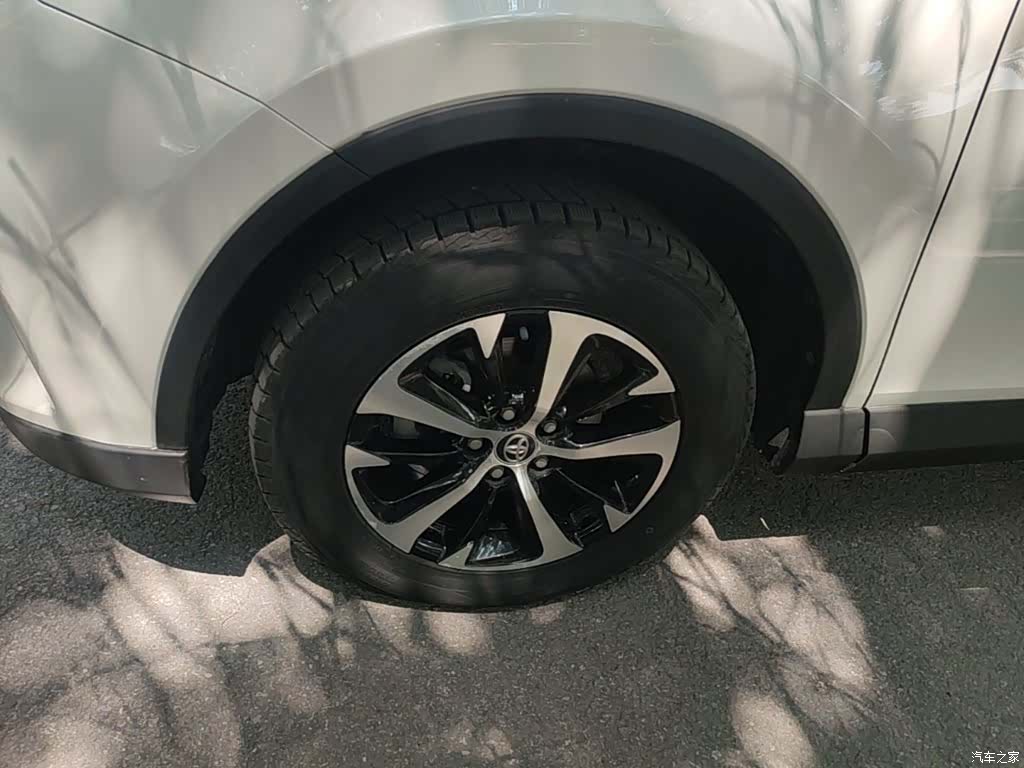 Toyota RAV4, 2017 23