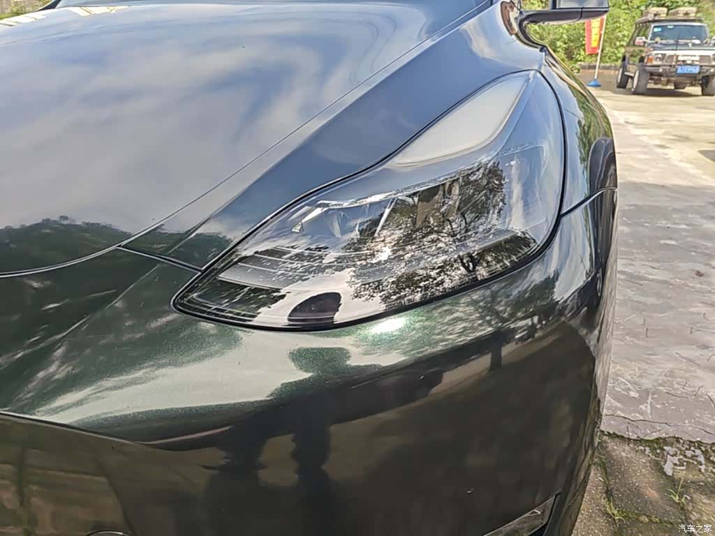 Tesla Model Y, 2022 24