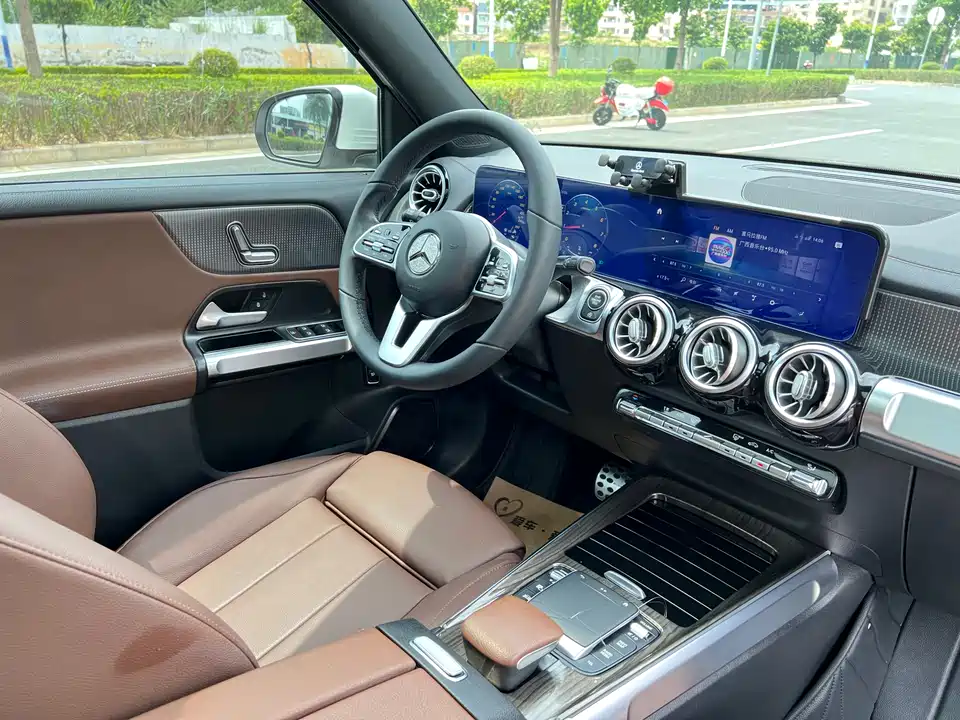 Mercedes-Benz GLB