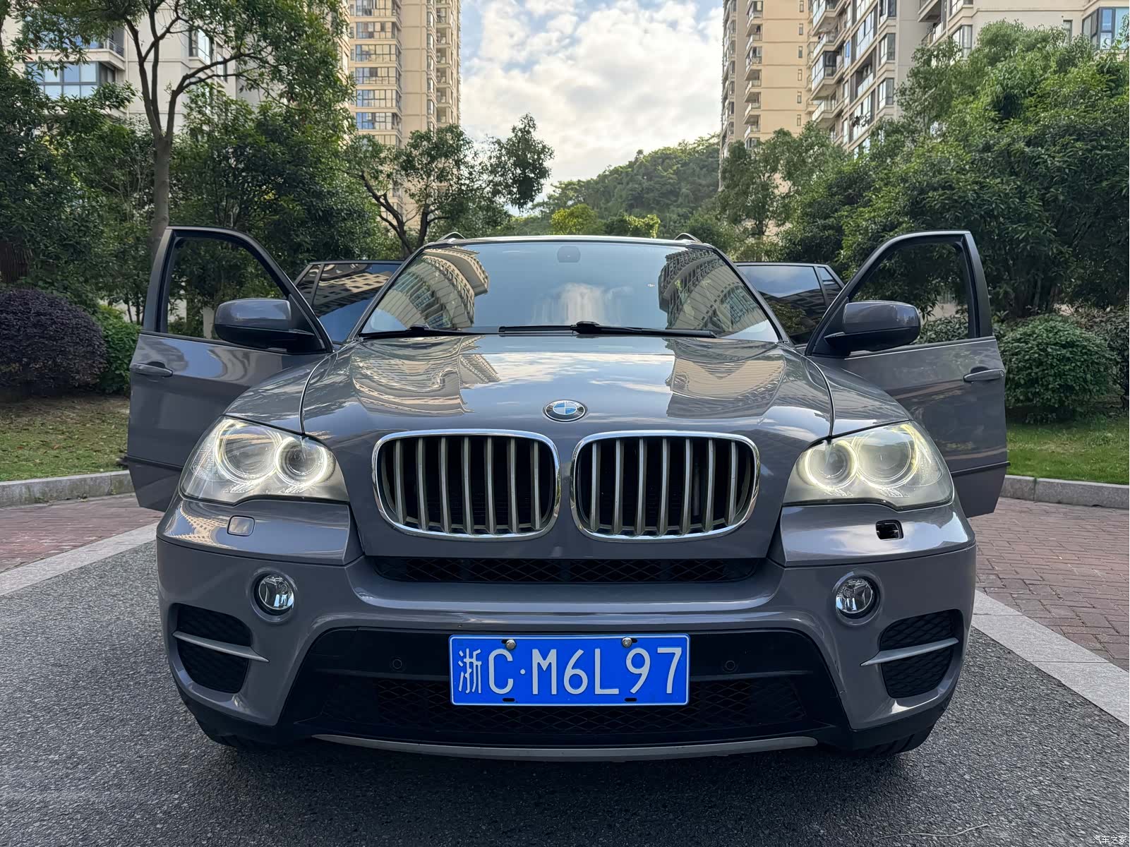 BMW X5, 2012 11