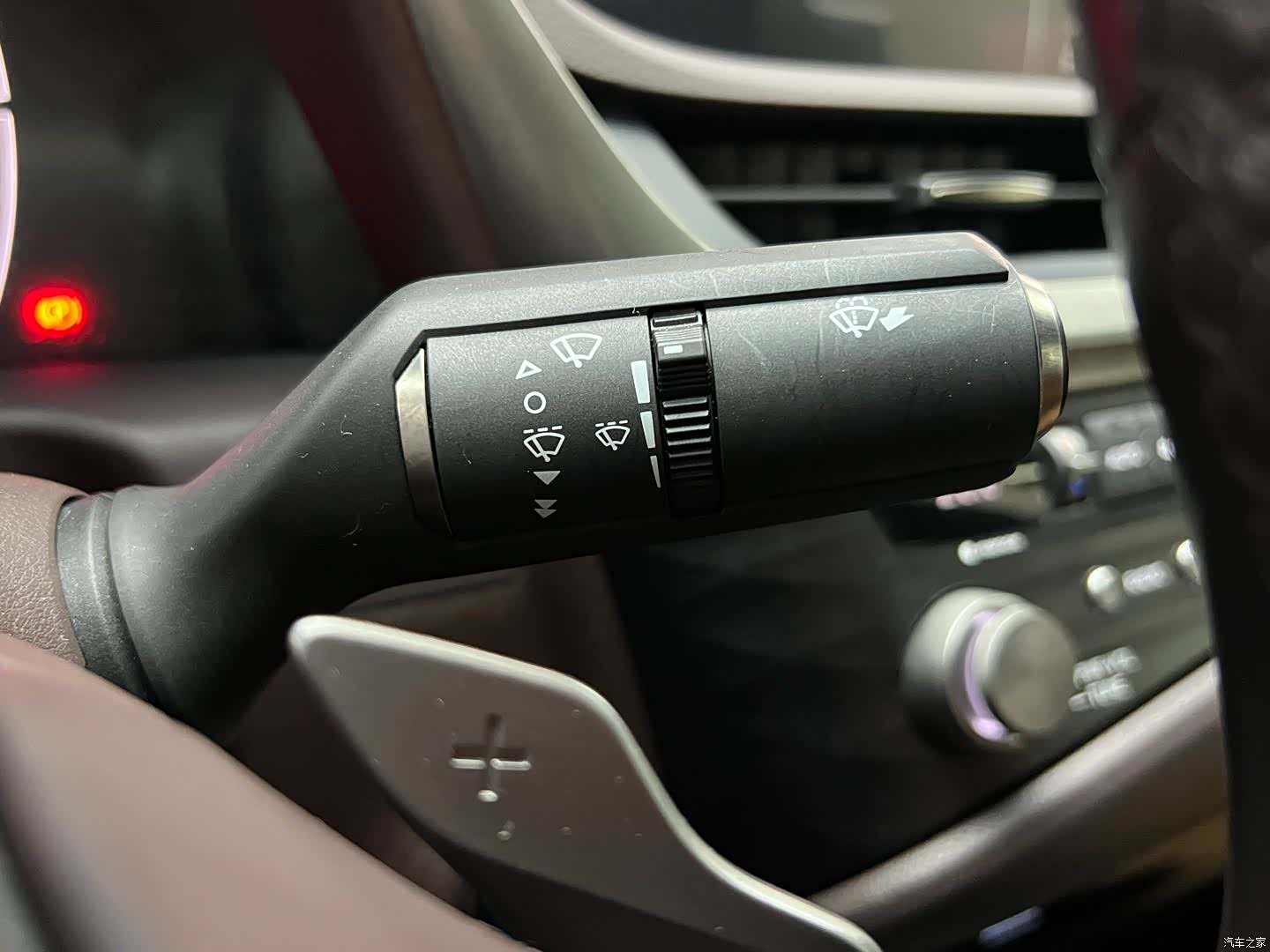 Lexus ES, 2021 23