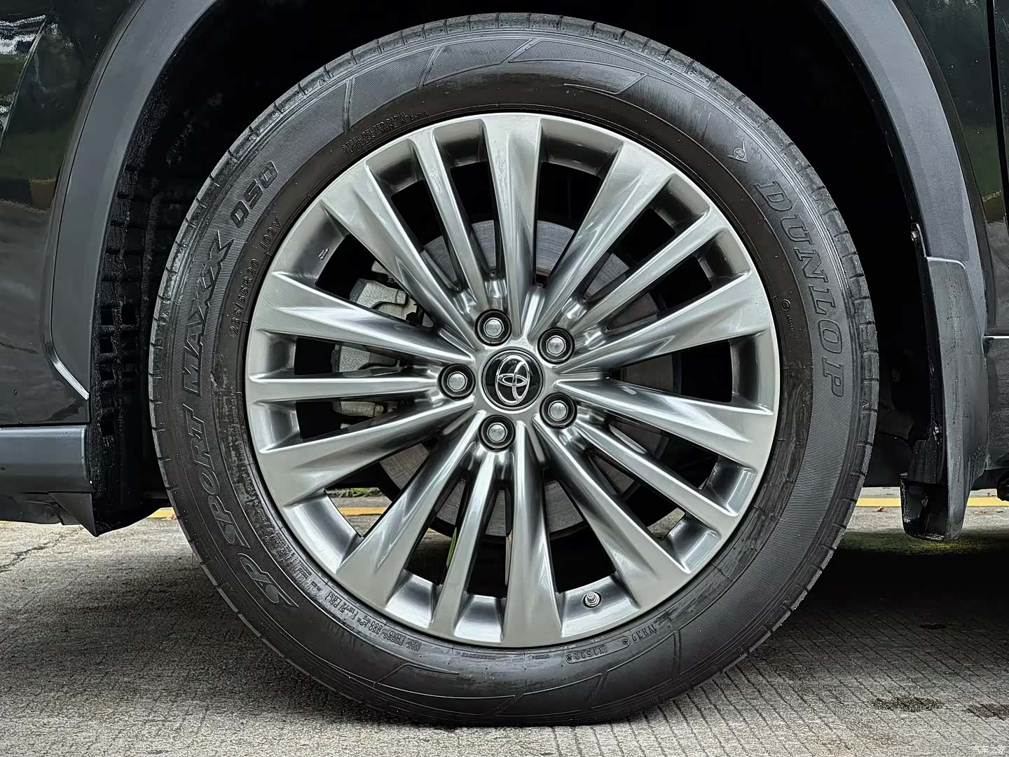 Toyota Highlander, 2022 все фото