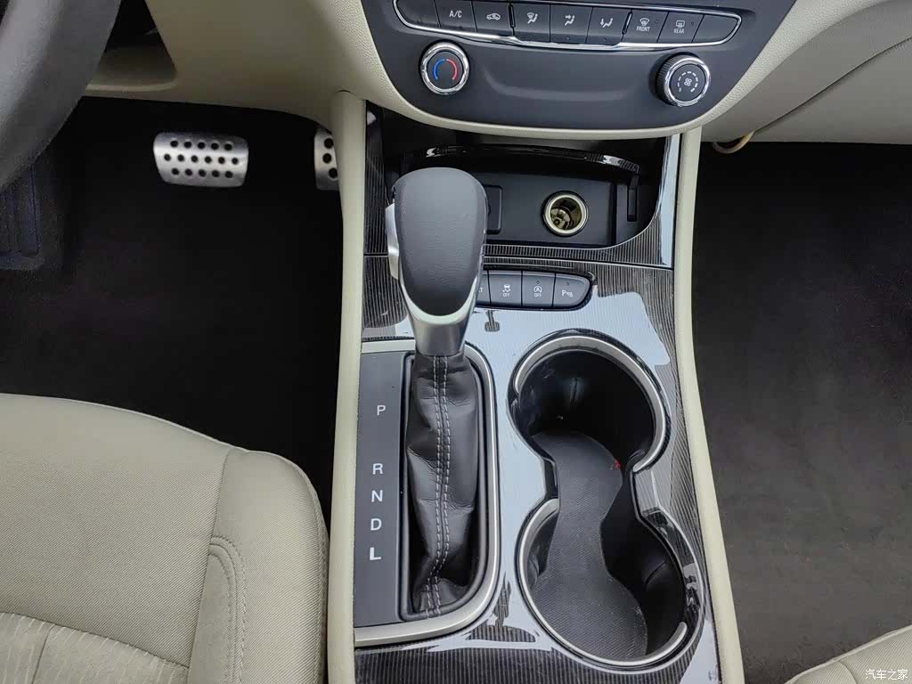 Buick Verano, 2016 13