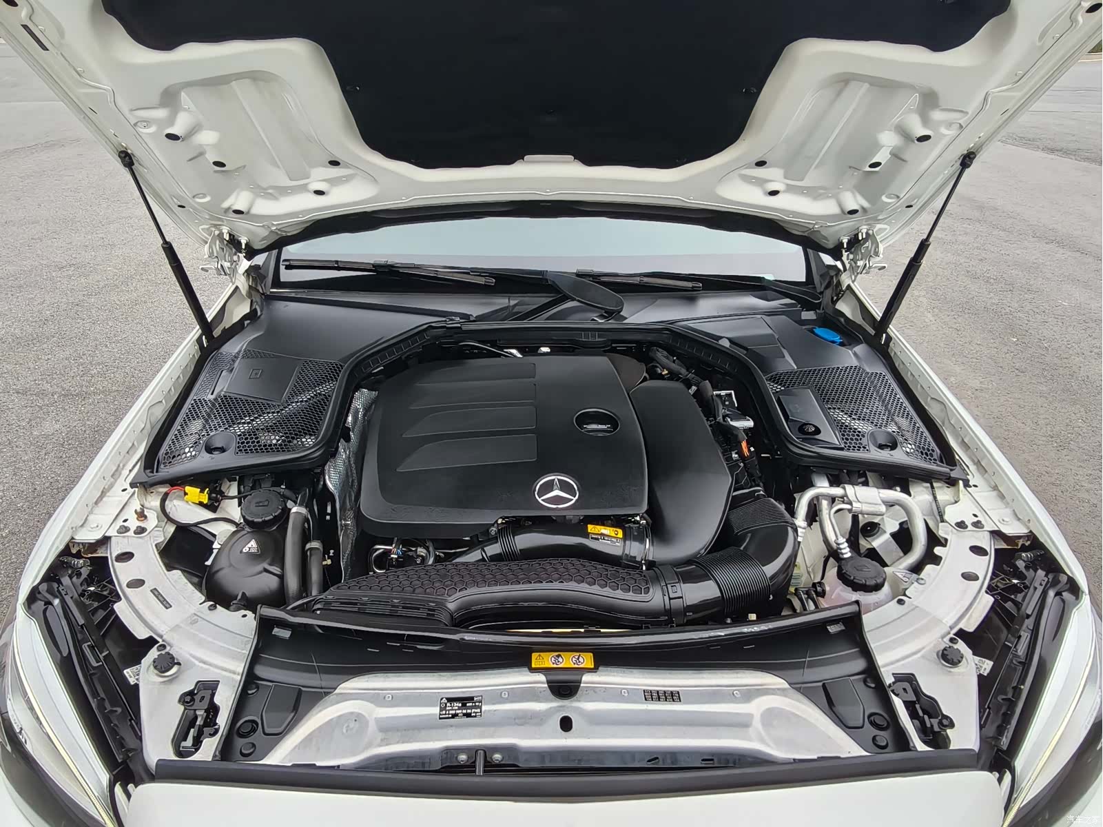 Mercedes-Benz C-Class, 2019 11