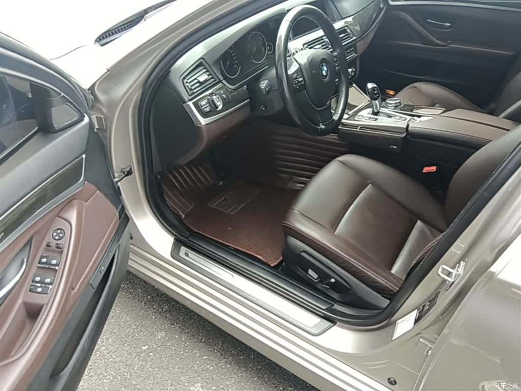 BMW 5 Series, 2017 16