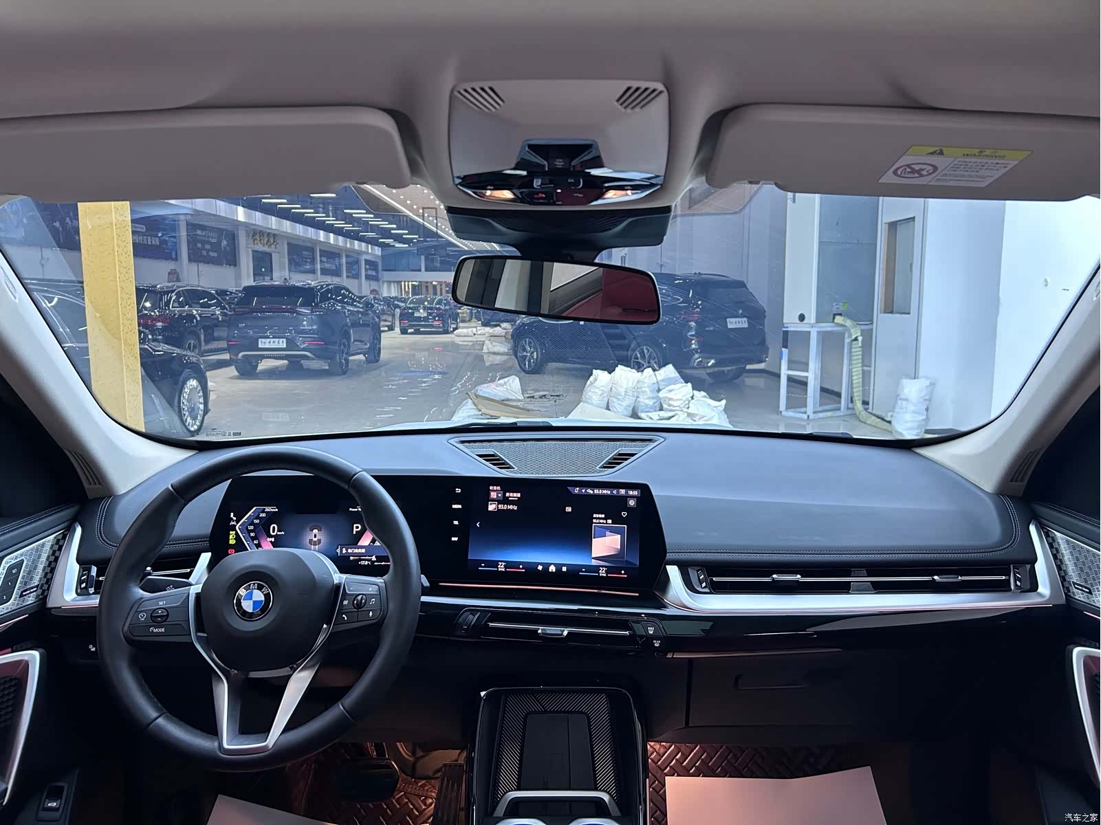 BMW X1, 2024 все фото