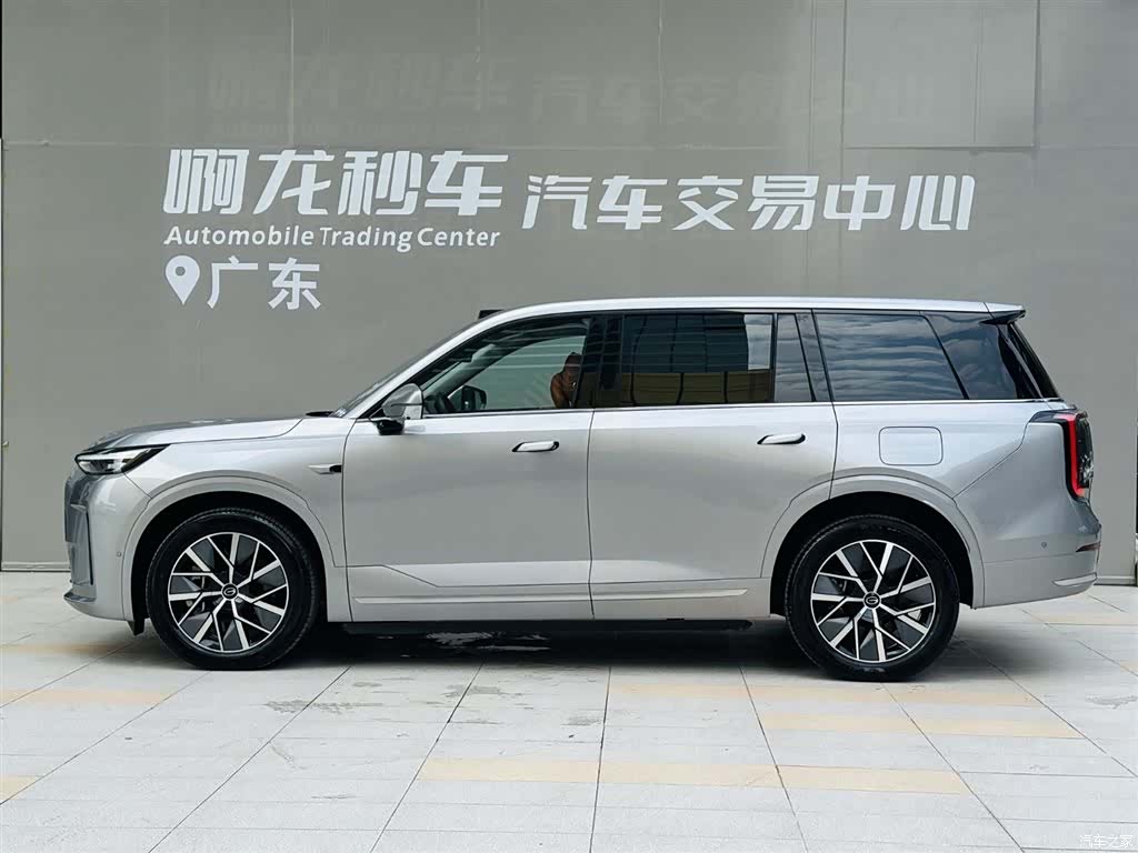 Trumpchi S9, 2025 4