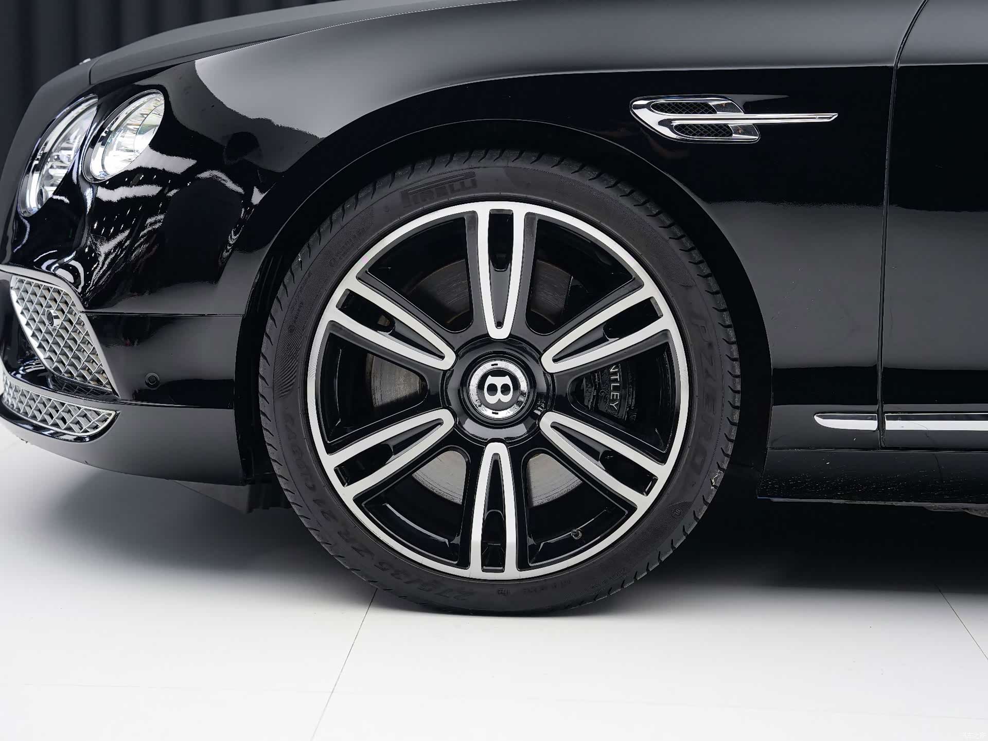 Bentley Continental GT, 2013 9