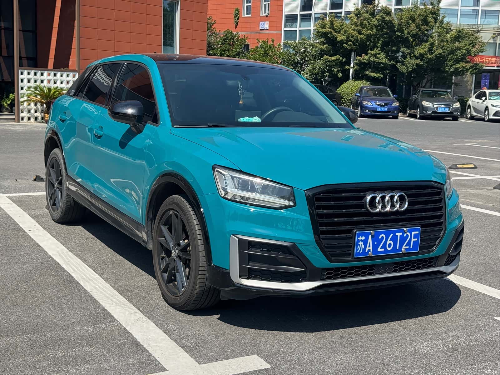 Audi Q2L, 2019 3
