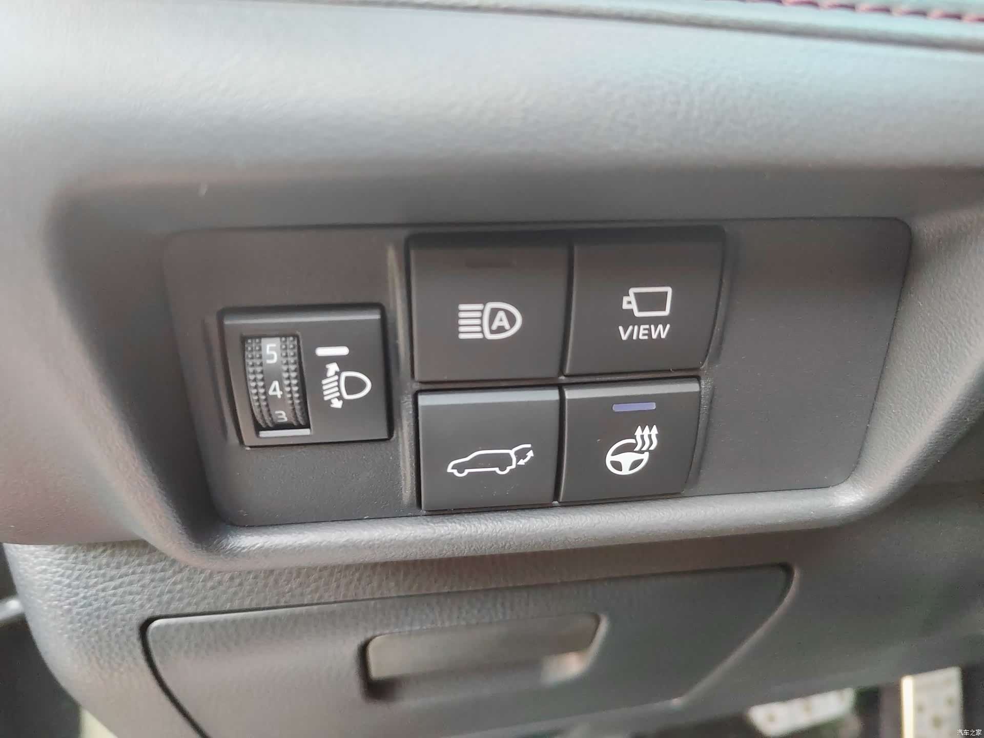 Toyota Crown, 2022 16