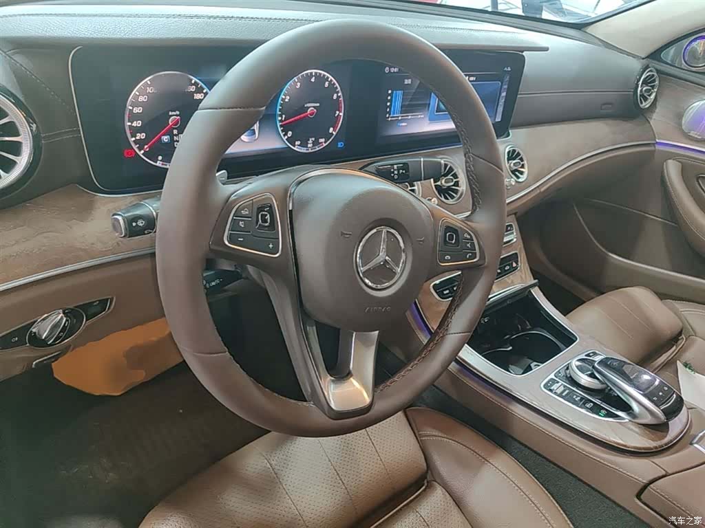 Mercedes-Benz E-Class, 2018 11