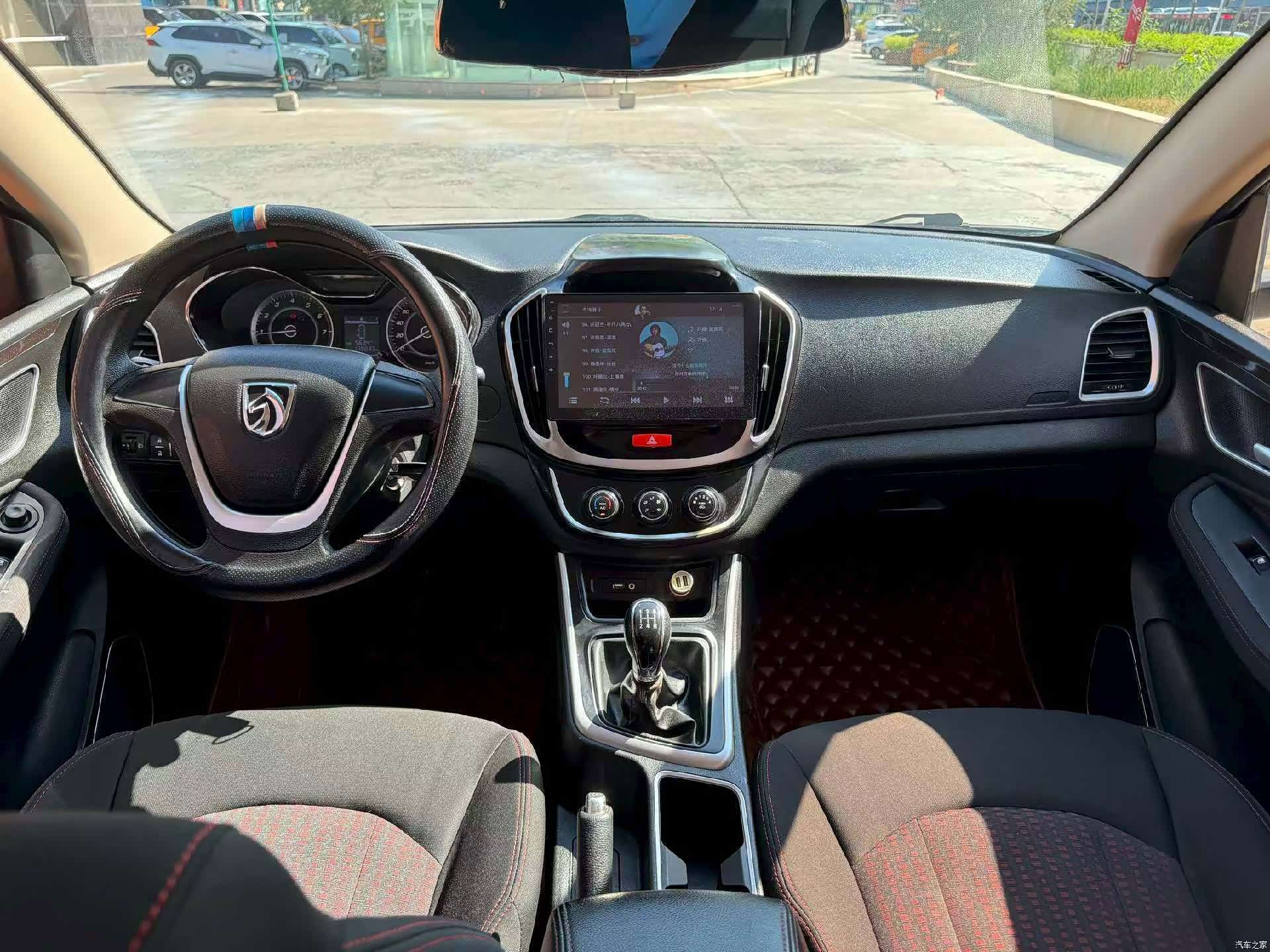 Wuling 560, 2017 все фото