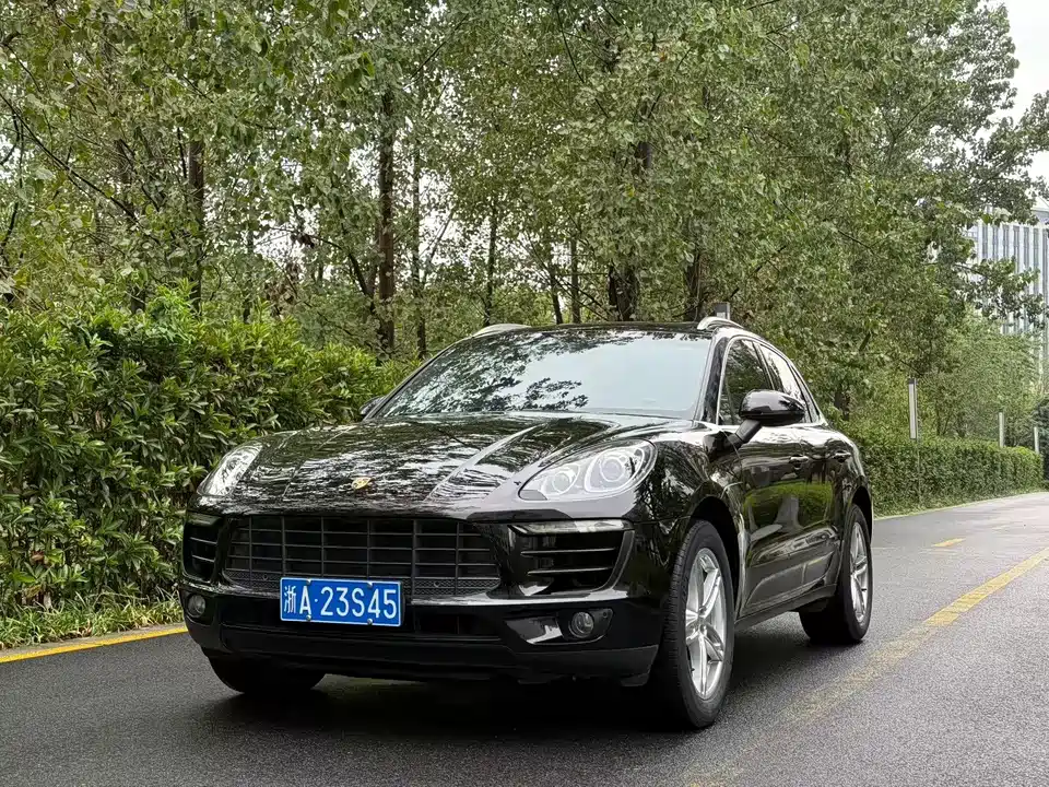 Porsche Macan
