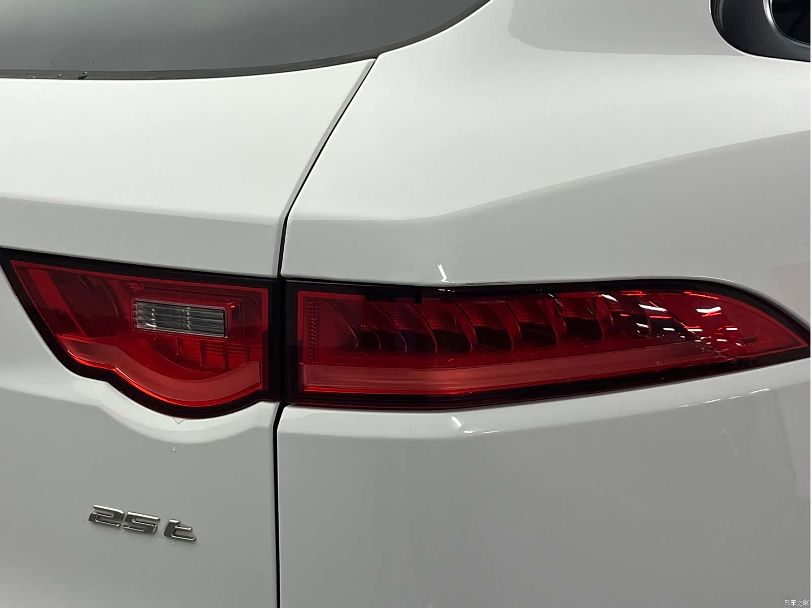 Jaguar F-PACE, 2017 6