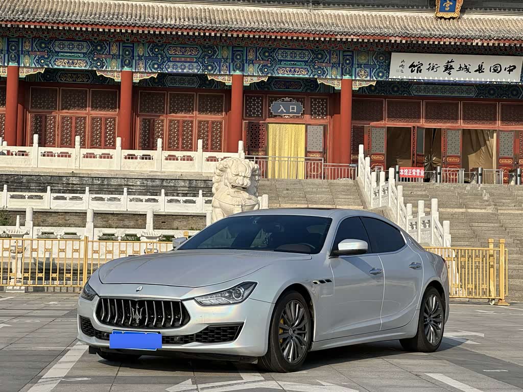 Maserati Ghibli