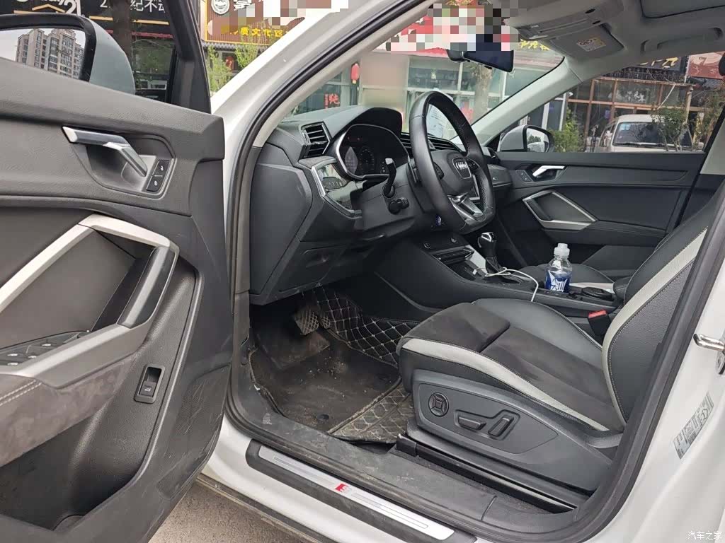 Audi Q3, 2023 14