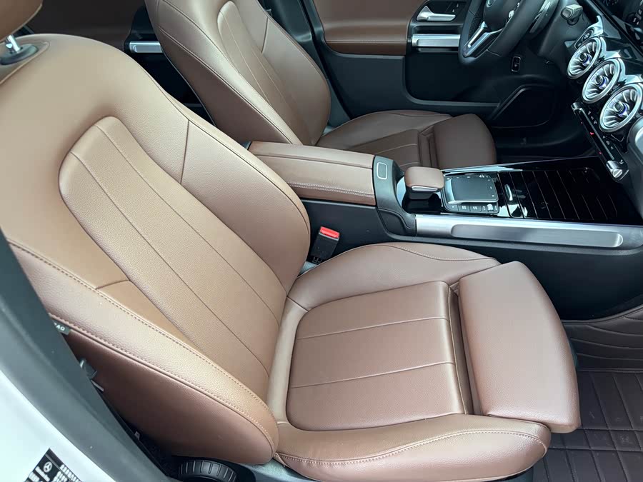 Mercedes-Benz GLB 2022, фото 14