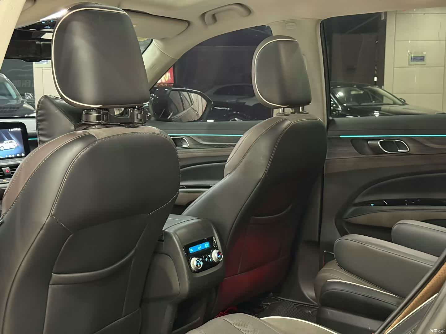 Ford Equator, 2023 6