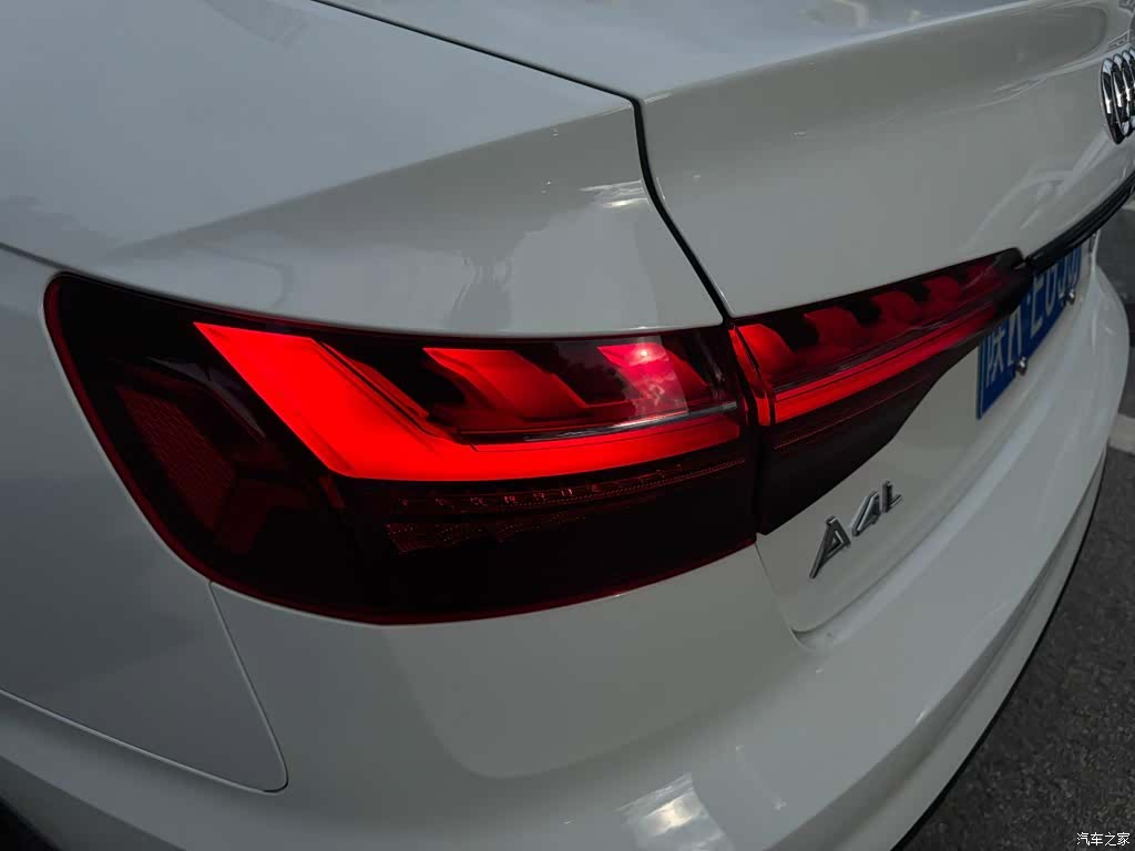 Audi A4L, 2023 7