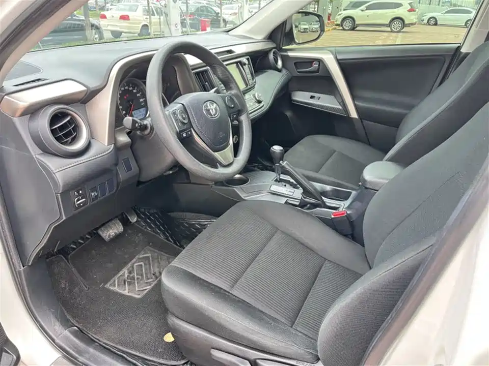 Toyota RAV4 Rongfang