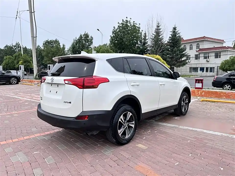 Toyota RAV4 Rongfang