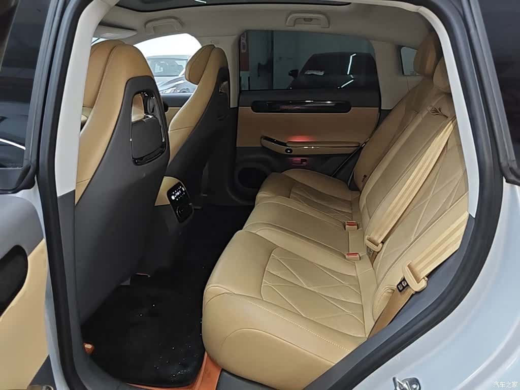 Leapmotor C01, 2025 17