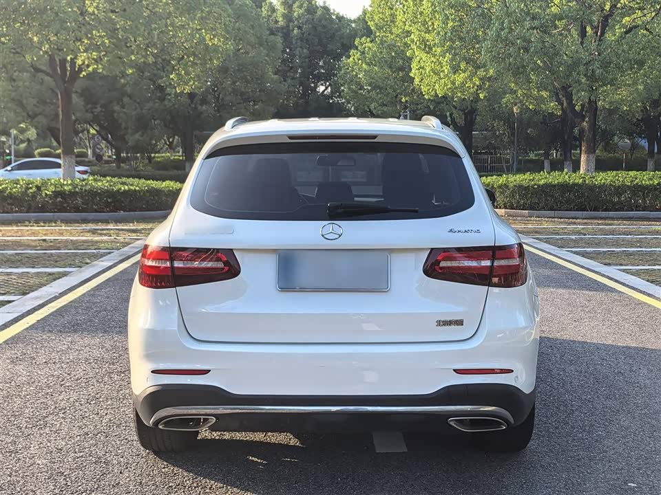 Mercedes-Benz GLC Mercedes-Benz GLC