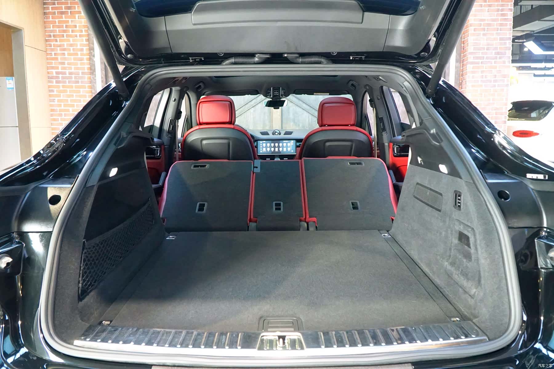 Porsche Cayenne, 2023 25