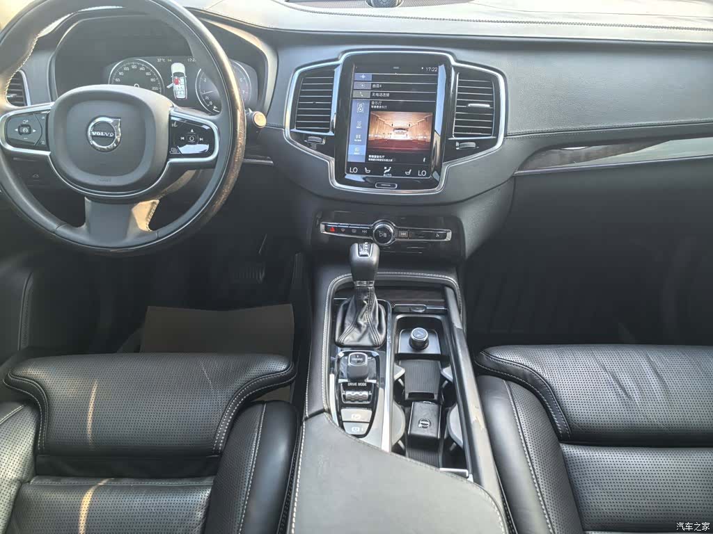 Volvo XC90, 2016 24