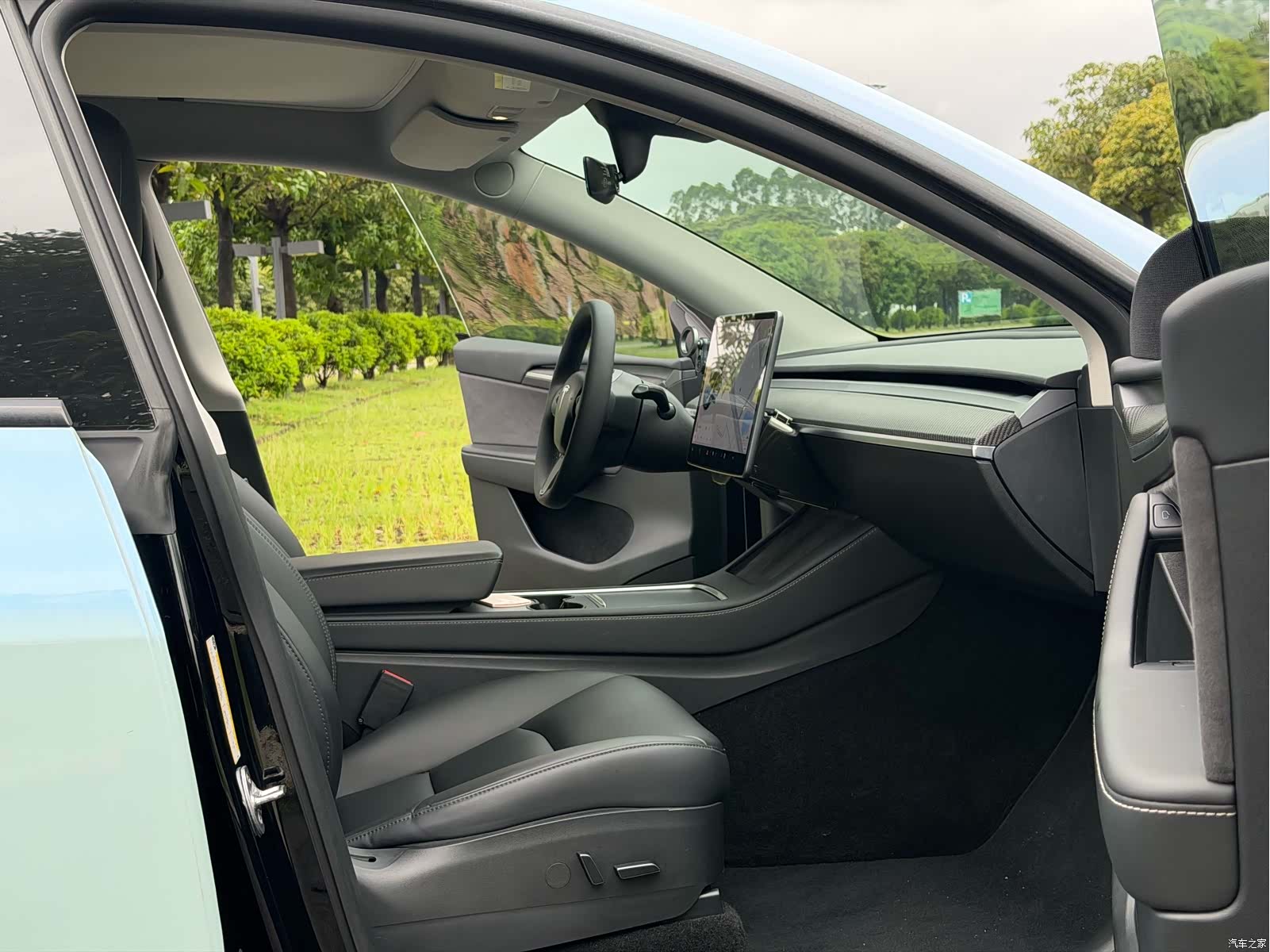 Tesla Model Y, 2021 6