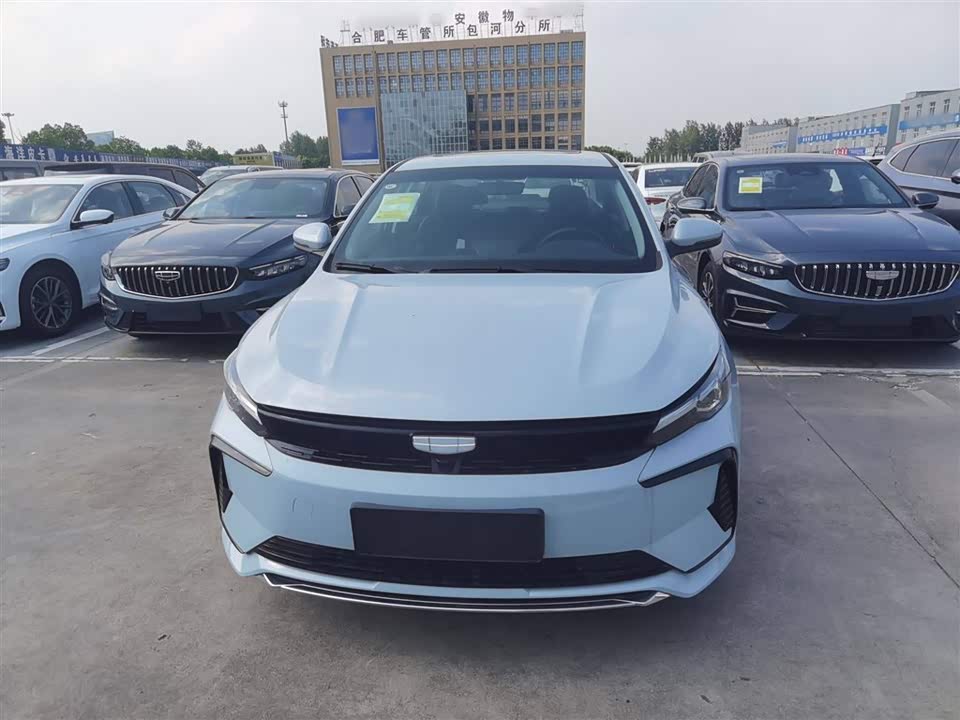 Geely Emgrand L HiP Geely Emgrand L HiP